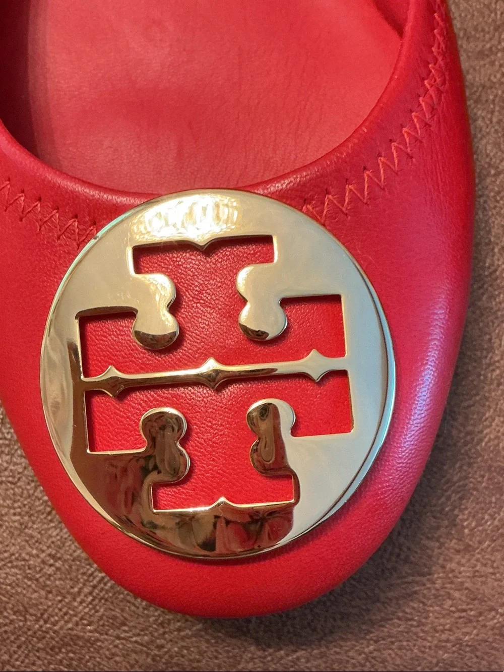 NWOB Tory Burch Red Leather Ballet Flats & Gold Logo Accent Sz 11 Women’s shoes